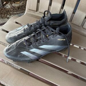Adidas Predator Athletic Shoes Size 8